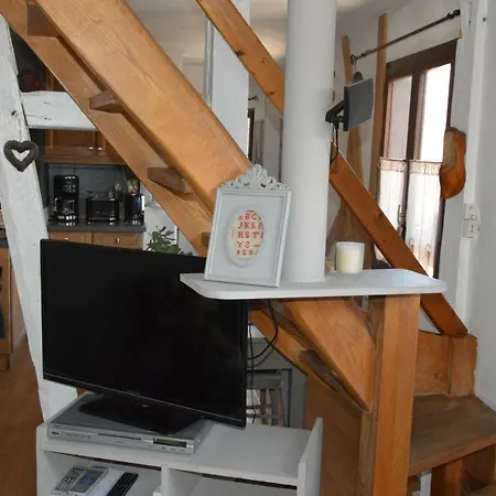 Maison Bleue Apartment